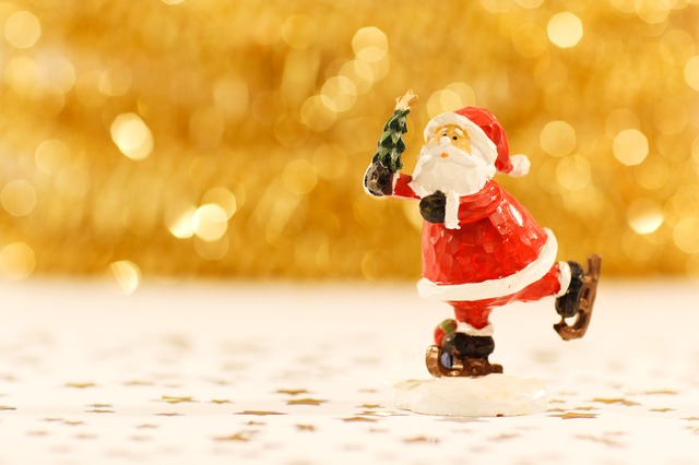 Was ist der Unterschied zwischen dem Nikolaus und dem Weihnachtsmann?